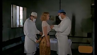 การแสดงที่เย้ายวนของ Brigitte Lahaie ในภาพยนตร์อีโรติกคลาสสิก 