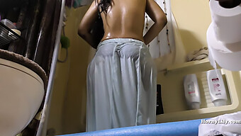 Indian Maid Cleans And Showers In A Steamy Cam Session