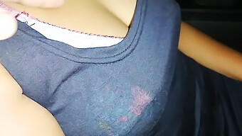 Madre Milf India Con Grandes Tetas Y Coño Mojado En Video Casero