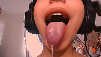 Samling Af De Bedste Ahegao Spit Fetish Videoer - Anime Bitch Deepthroat Compilation