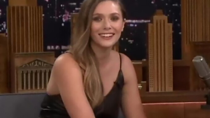 Gerakan Terpanas Elizabeth Olsen