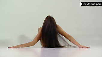 Barely Clad Babe Performs Flexible Yoga Moves