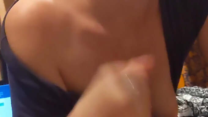 Hd Video Of A Verified Amateur Giving An Amazing Blowjob That Leads To Squirting