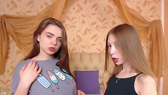 Lesbičky Si Líbají A Užívají Si To