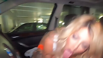 Big Black Cock Gets A Blowjob From A Tattooed Waitress In A Car