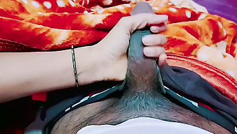 Maza Laga With A Desi Wife'S Tight Pussy