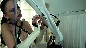 Nữ Chúa Bdsm Femdom Trong Đồ Latex