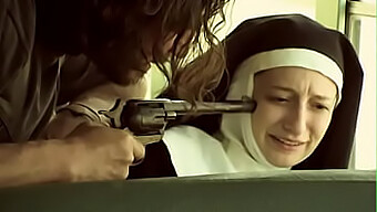 Monjas Con Grandes Armas: Video Porno Sin Censura De 2010